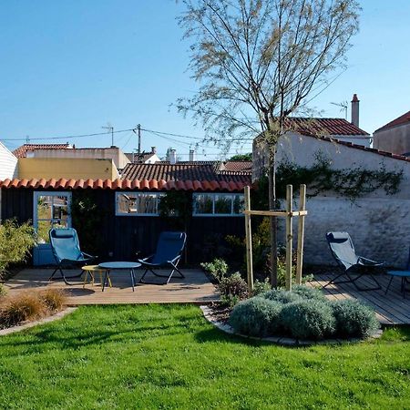 Vila L'Annexe De Gaston Le Port-des-Barques Exteriér fotografie