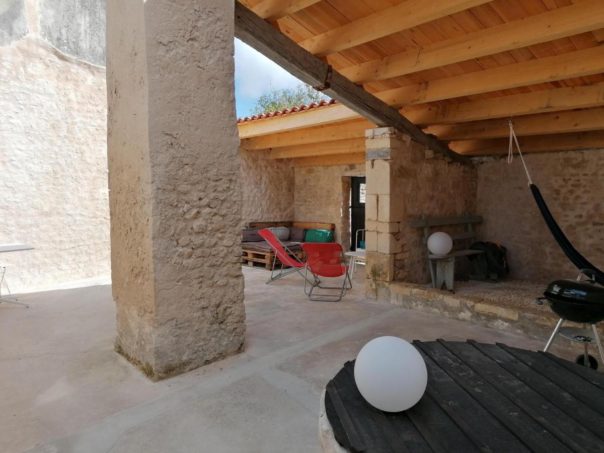 Vila L'Annexe De Gaston Le Port-des-Barques Exteriér fotografie